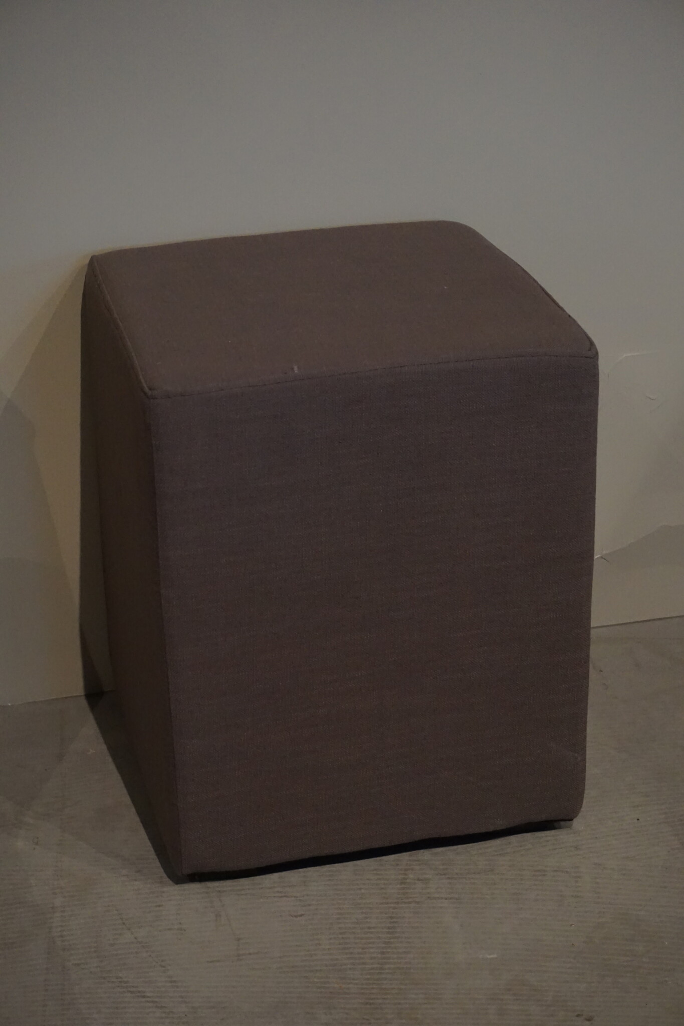 Rene Houtman Hocker Kubus Stof | H61xB41xD41 | Casa Taupe