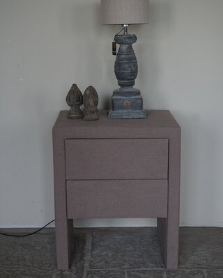 Rene Houtman Nachtkastje Stof | 2 Laden | H61xB50xD40 cm