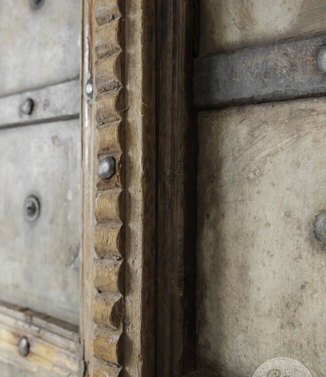 Be-Uniq Oude Poort | India | H253 x B160 x D20 cm