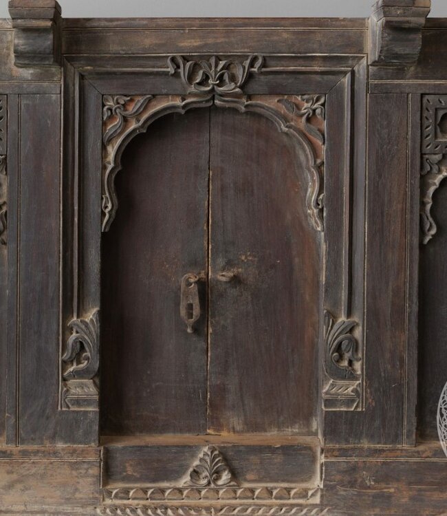 Be-Uniq Antiek Klein Dressoir | India | H69xB98xD39 cm