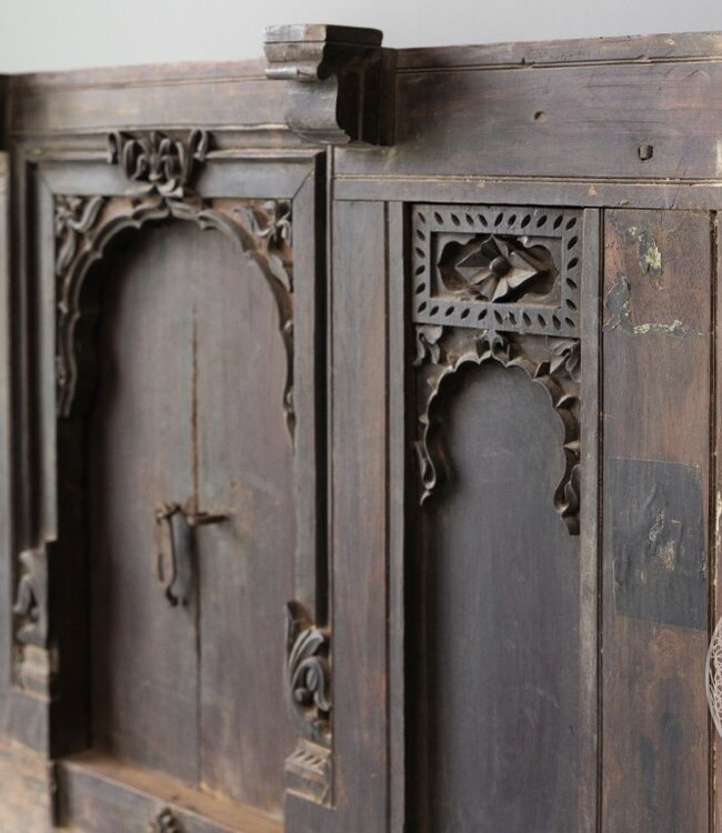 Be-Uniq Antiek Klein Dressoir | India | H69xB98xD39 cm