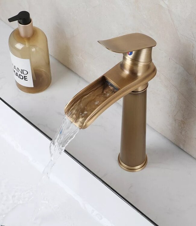 Rene Houtman Elegante Nostalgische Watervalkraan - Brons