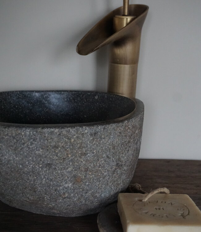 Rene Houtman Kleine stenen waskom + spoelgat B25xD23xH14
