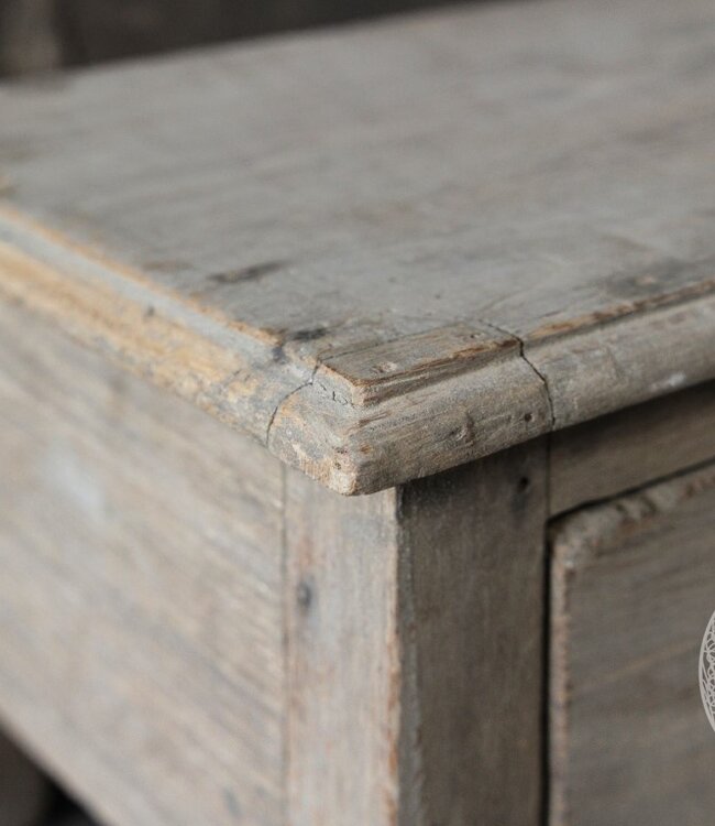 Be-Uniq Oud Market Kastje | India | H25xB58xD30 cm