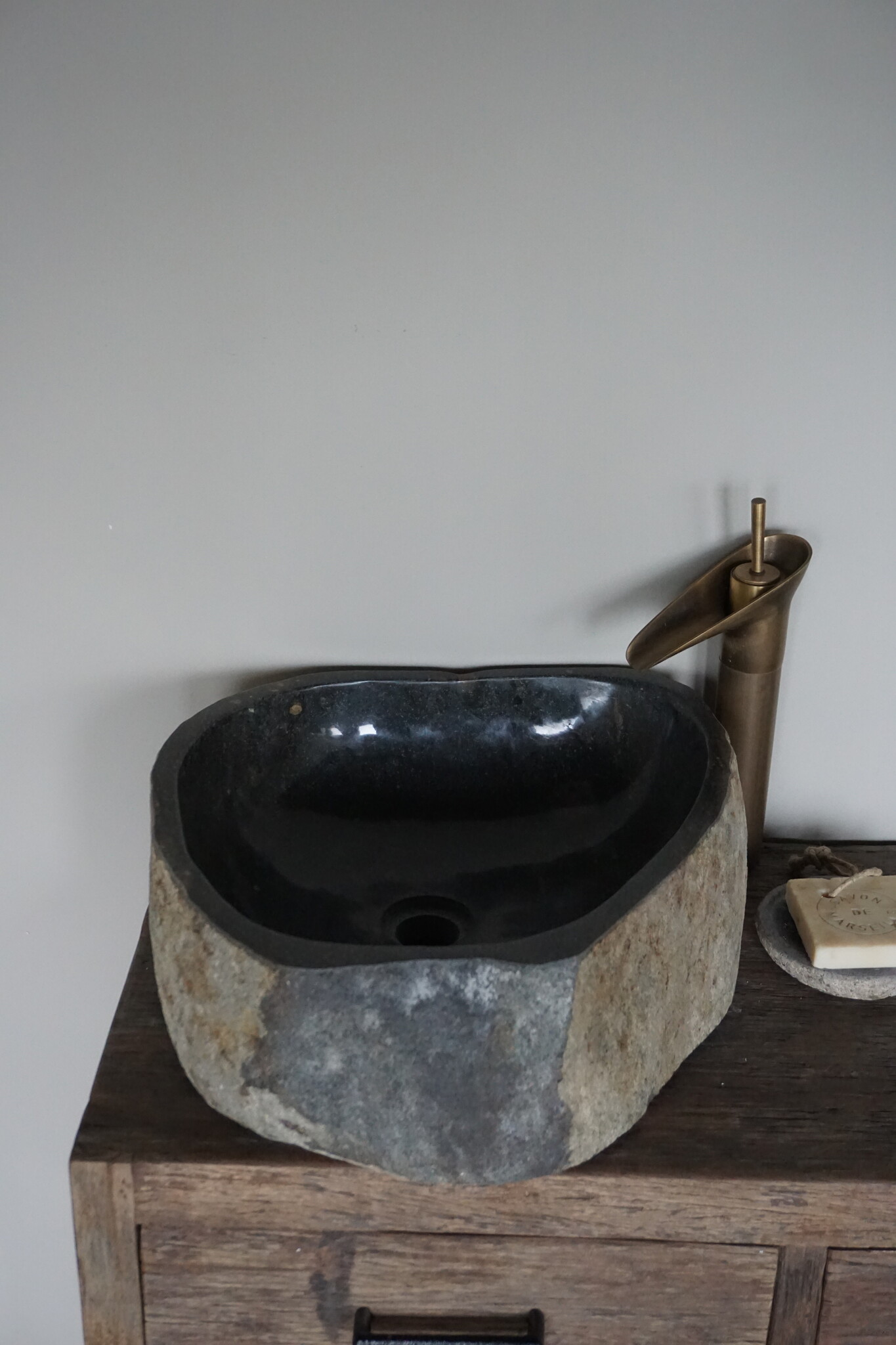 Rene Houtman Waskom Rivierkom + spoelgat B43 x D42 x H15 Cm