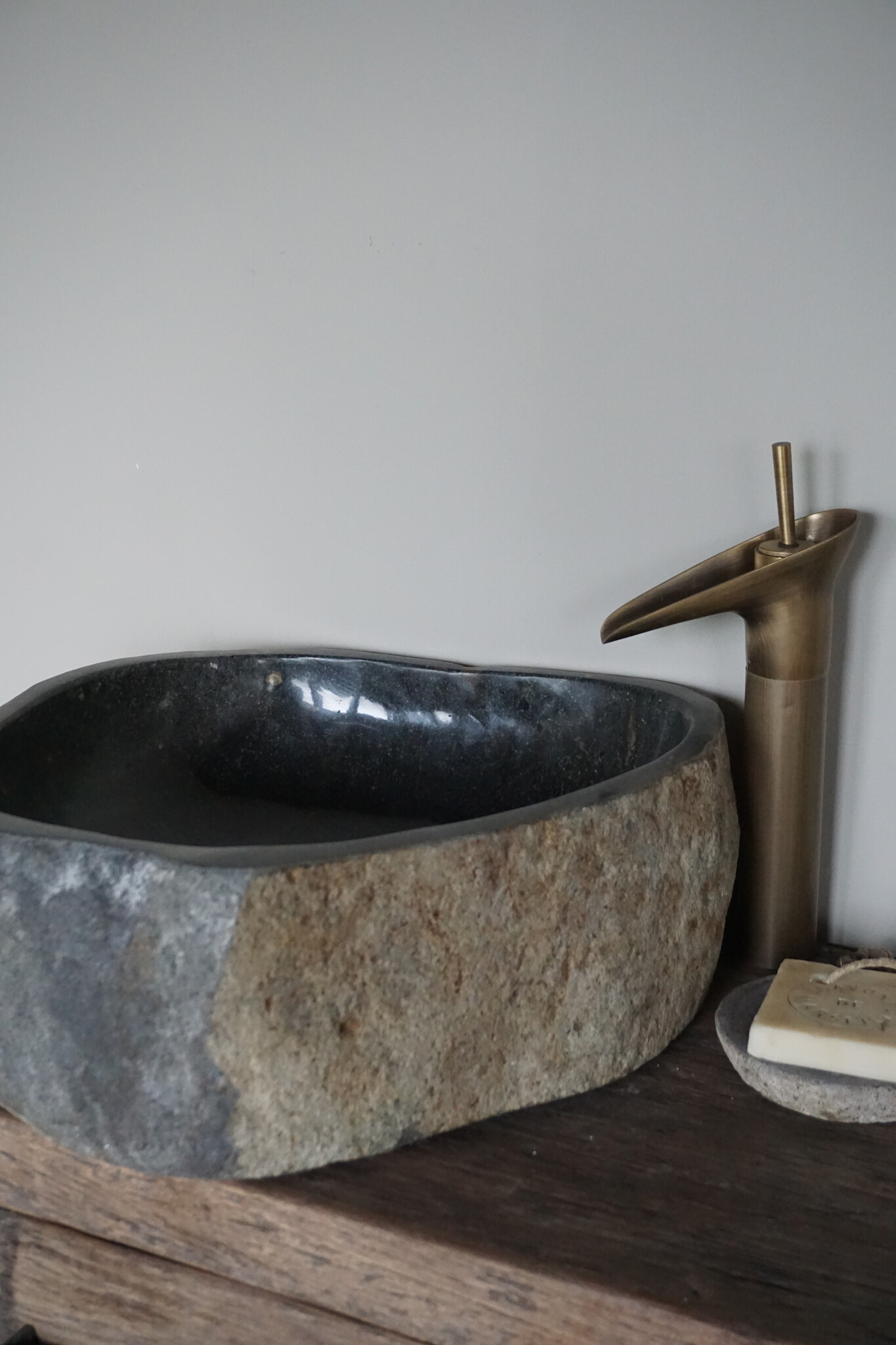 Rene Houtman Waskom Rivierkom + spoelgat B43 x D42 x H15 Cm