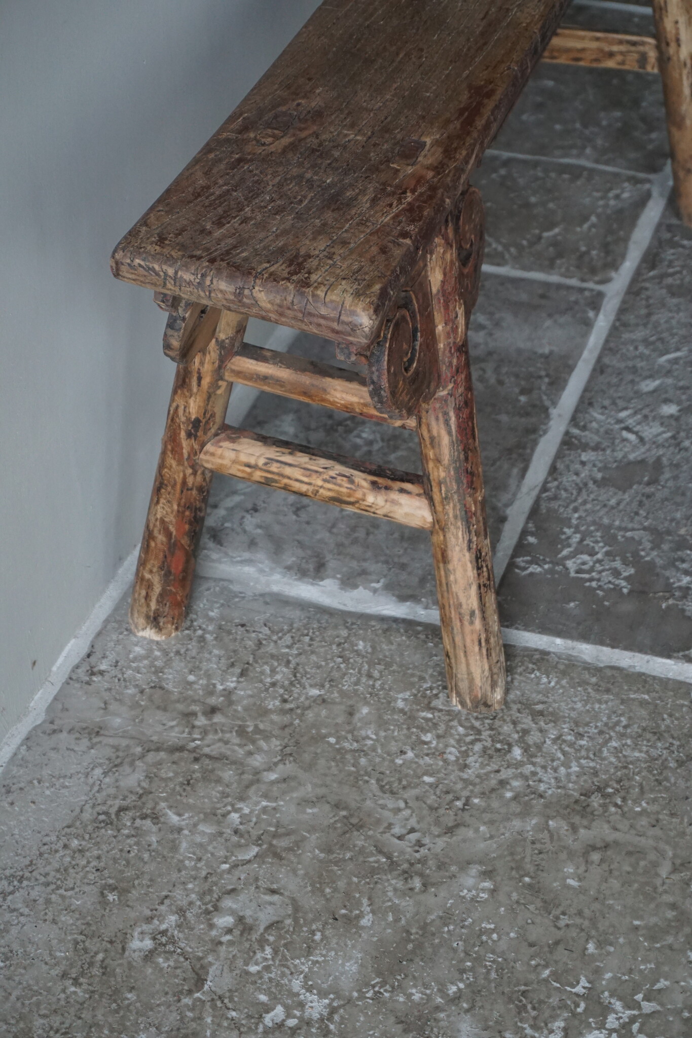 Rene Houtman Bankje Chinees Oud Hout Krulpoten Houtsnijwerk 4