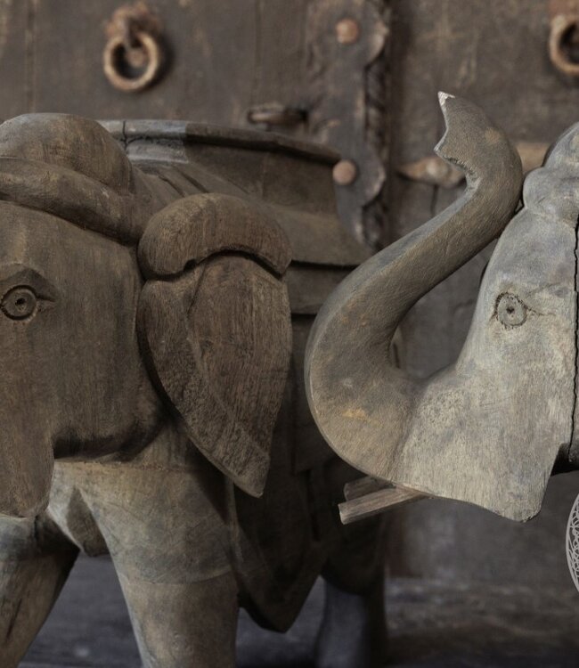 Be-Uniq Houten Olifant | India | H37 x B52 x D21 cm