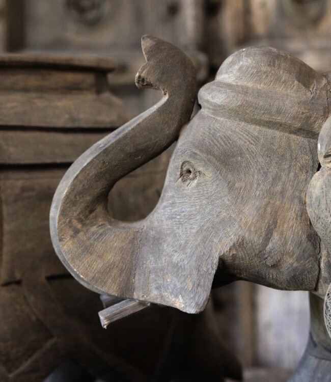 Be-Uniq Houten Olifant S | India | H31 x B42 x D14 cm