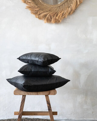 Bazar Bizar De Four Leather Panel Kussenhoes - Zwart - 60x60