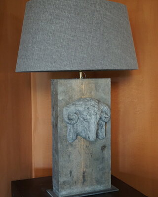 Il Cupido Tafellamp Beton & Hout Ramskop - Zonder Kap