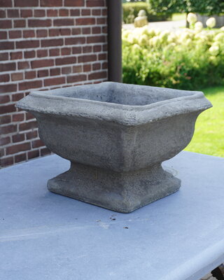 Il Cupido Franse Bloempot Bloembak Beton B42xH30 Cm