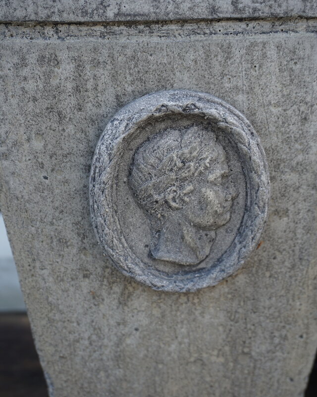 Il Cupido Pot Bloembak Beton Ceasar H30 x B17 Cm
