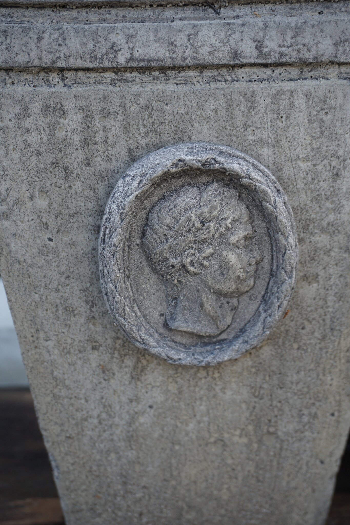Il Cupido Pot Bloembak Beton Ceasar H30 x B17 Cm