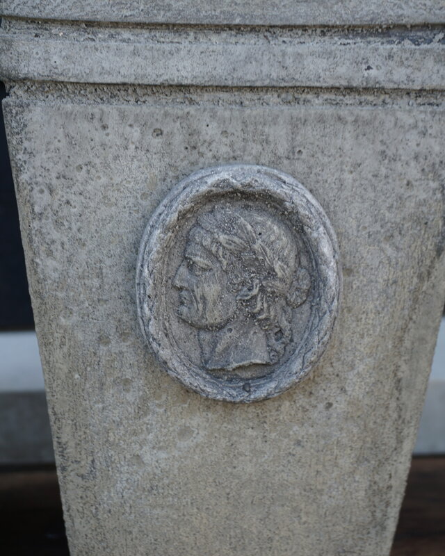Il Cupido Pot Bloembak Beton Ceasar H30 x B17 Cm