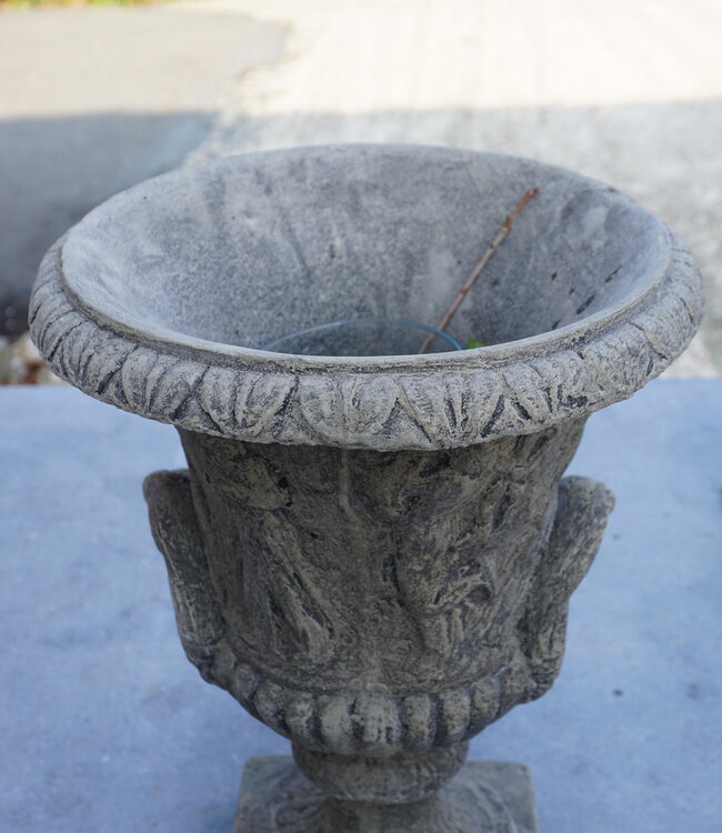 Il Cupido Bloembak Beton Grieks Met Oren H43 x B30 Cm