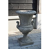 Bloembak Beton Grieks Met Oren H63 x B38 Cm