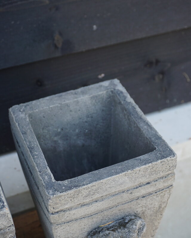 Il Cupido Pot Bloembak Beton Ramskop H30 x B17 Cm