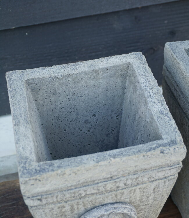 Il Cupido Pot Bloembak Beton Ramskop H30 x B17 Cm