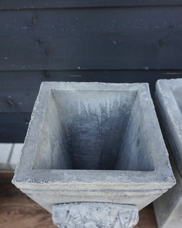 Il Cupido Pot Bloembak Beton Ramskop H50 x B24 Cm