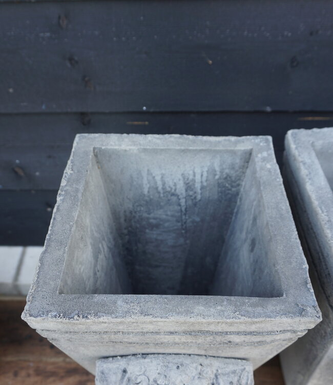 Il Cupido Pot Bloembak Beton Ramskop H50 x B24 Cm