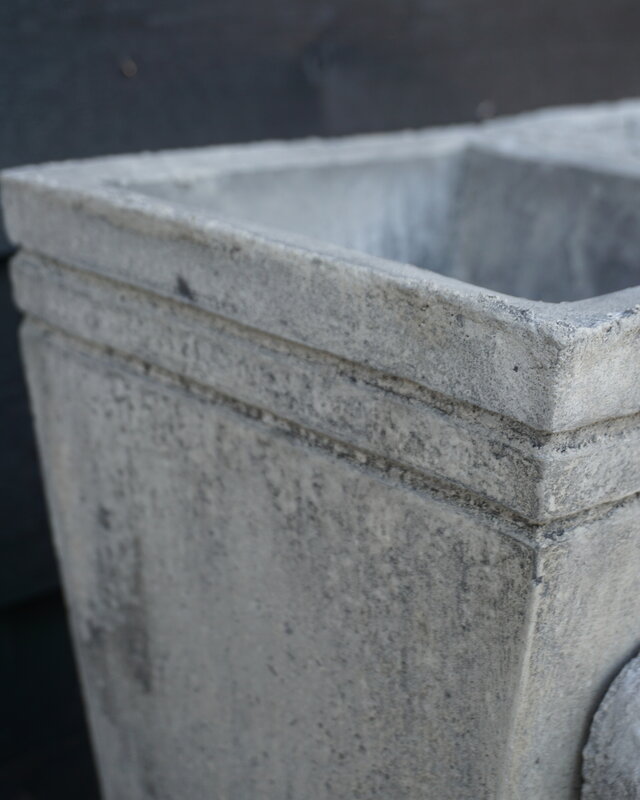 Il Cupido Pot Bloembak Beton Ramskop H50 x B24 Cm