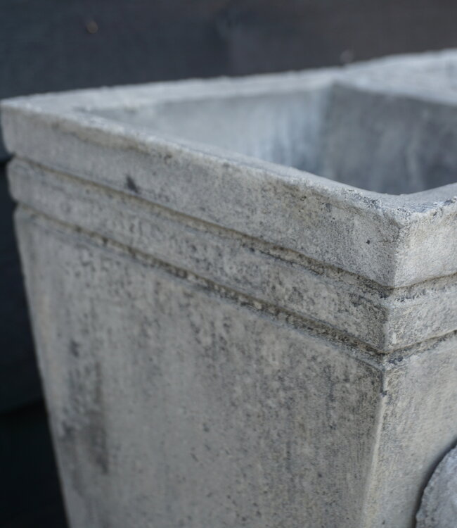 Il Cupido Pot Bloembak Beton Ramskop H50 x B24 Cm
