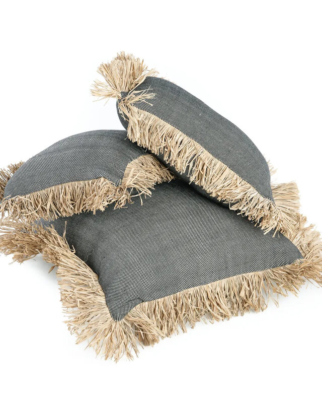 Bazar Bizar De Cotton Bonita Kussenhoes - Zwart Naturel - 60x60