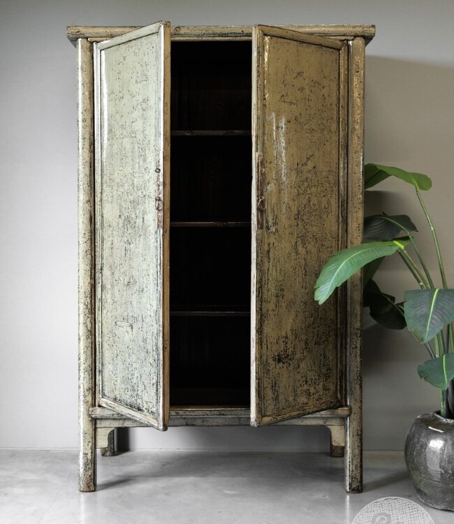 Be-Uniq Oude Kast | China | H193 x B125 x D54 cm