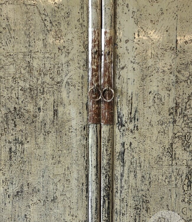 Be-Uniq Oude Kast | China | H193 x B125 x D54 cm