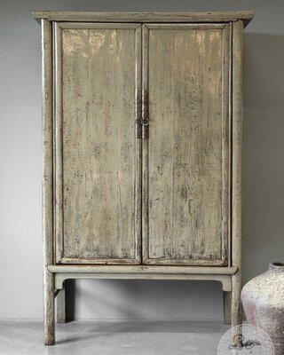 Be-Uniq Oude Kast | China | H200 x B130 x D55 cm