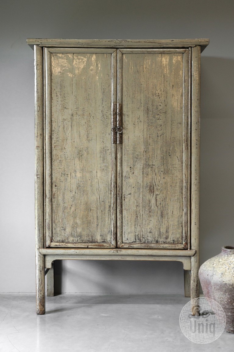 Be-Uniq Oude Kast | China | H200 x B130 x D55 cm