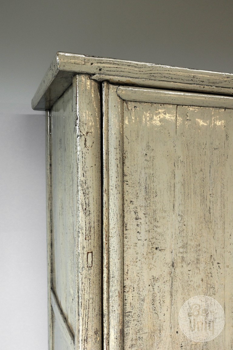 Be-Uniq Oude Kast | China | H200 x B130 x D55 cm