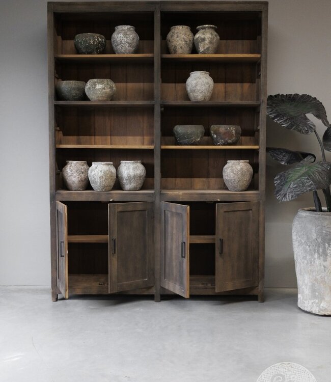 Be-Uniq Oude Boekenkast | Rustiek Verweerd | H245xB177xD32 cm