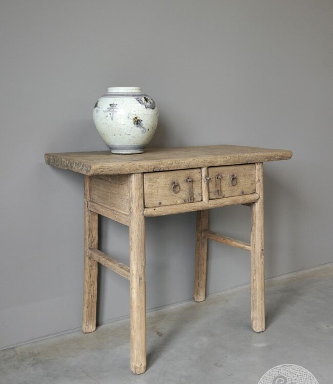 Be-Uniq Oude Haltafel | China | H80 x B95 x D40 cm