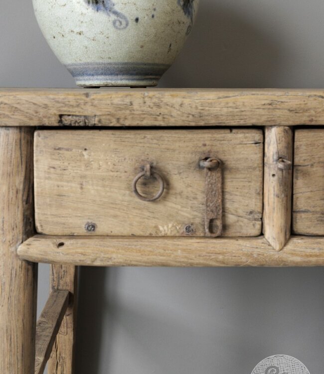 Be-Uniq Oude Haltafel | China | H80 x B95 x D40 cm