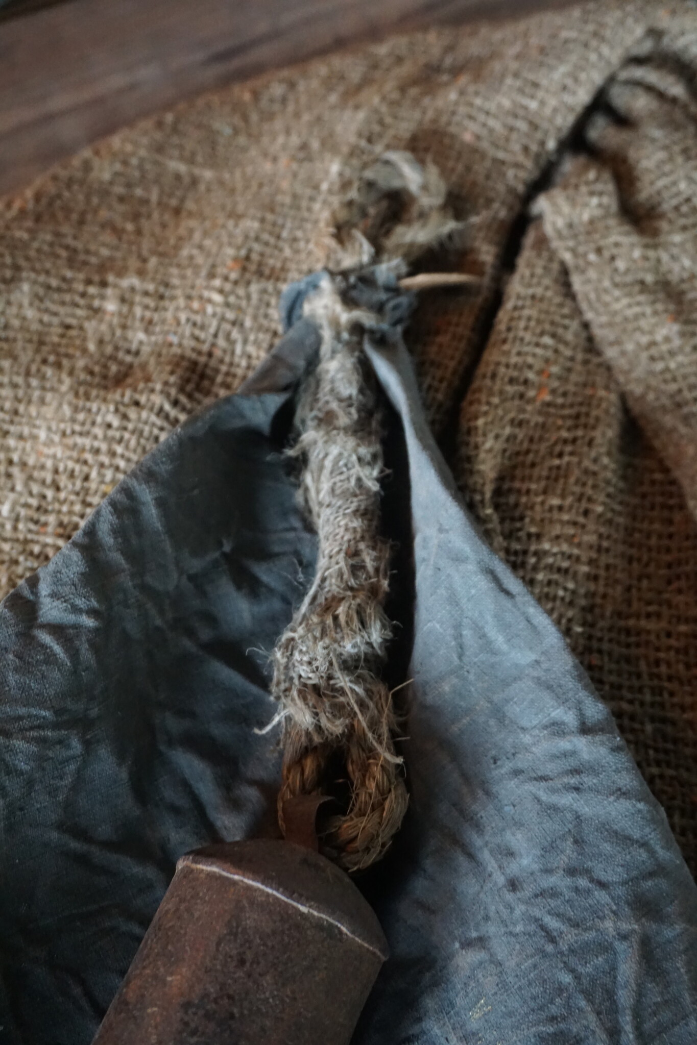 Rene Houtman Kerstbel Met Kalkdoek | Small | H40 cm