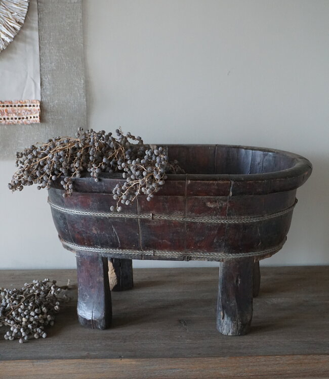 Rene Houtman Ovale Olijfbak Op Pootjes | H29 x B51 x D34,5 cm