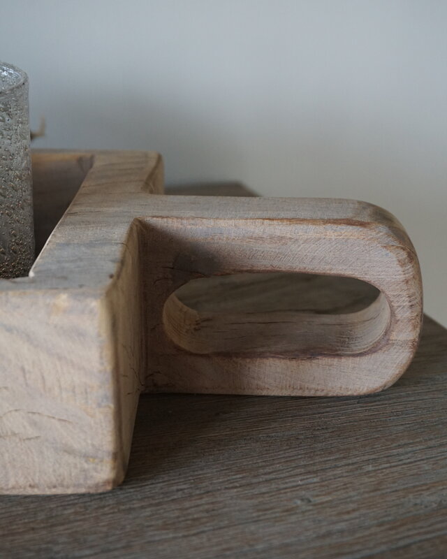 Rene Houtman Oud Houten Bakje Met Steel | H8 x B36 x D19 cm