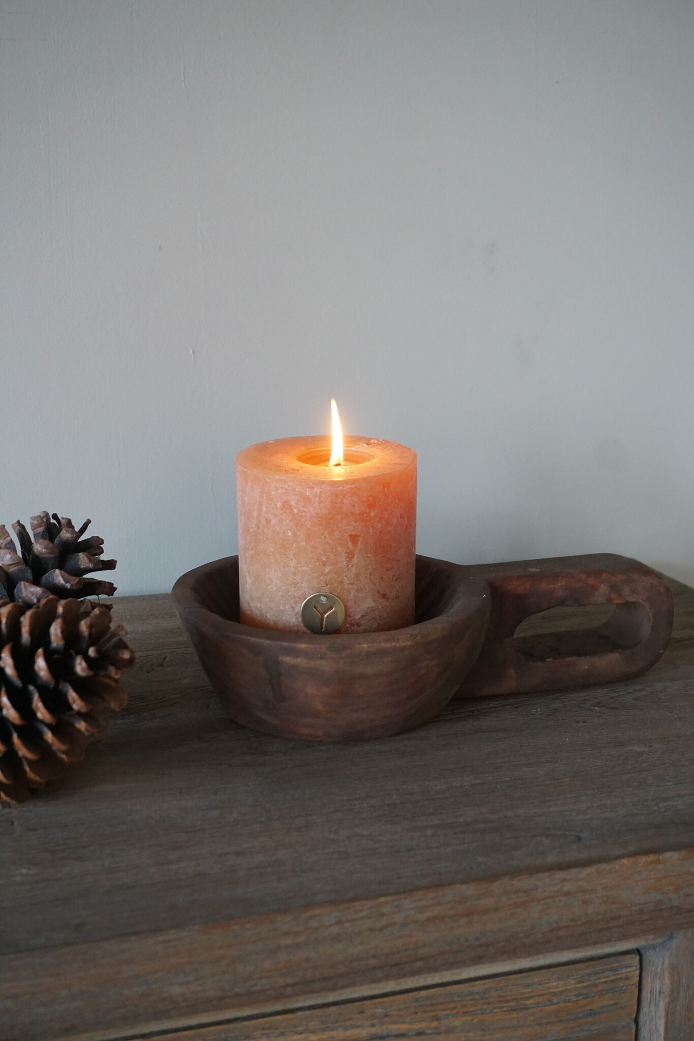 Rene Houtman Oud Houten Bakje Met Steel | H7 x B31 x D17 cm