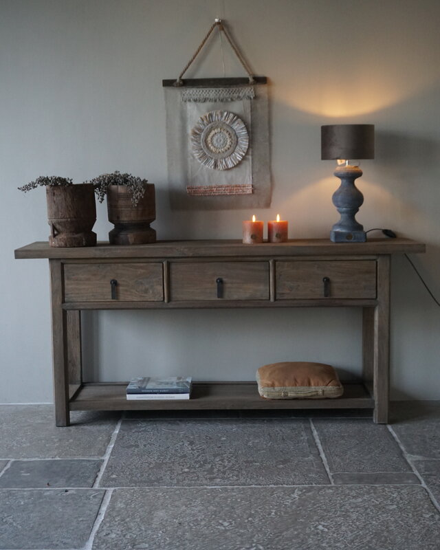 Rene Houtman Oude Houten Sidetable | H86 x B190 x D46 cm
