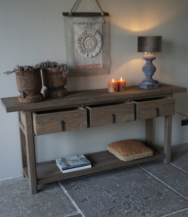 Rene Houtman Oude Houten Sidetable | H86 x B190 x D46 cm