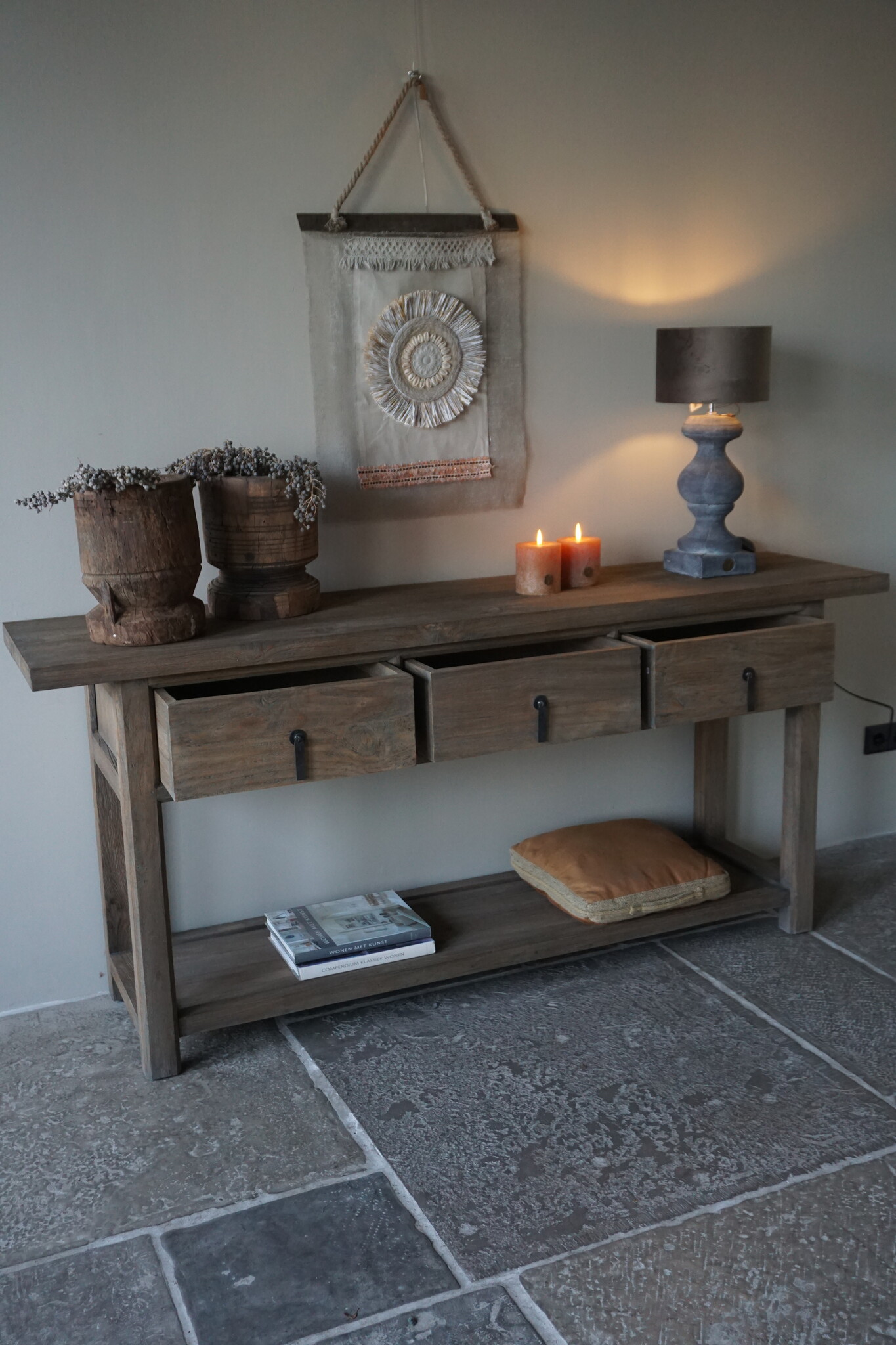 Rene Houtman Oude Houten Sidetable | H86 x B190 x D46 cm