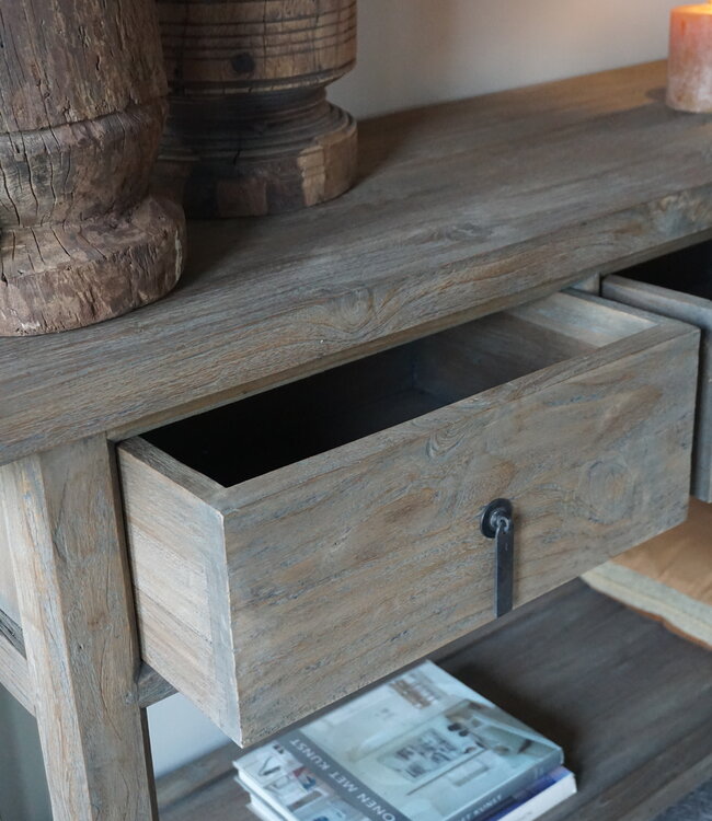 Rene Houtman Oude Houten Sidetable | H86 x B190 x D46 cm