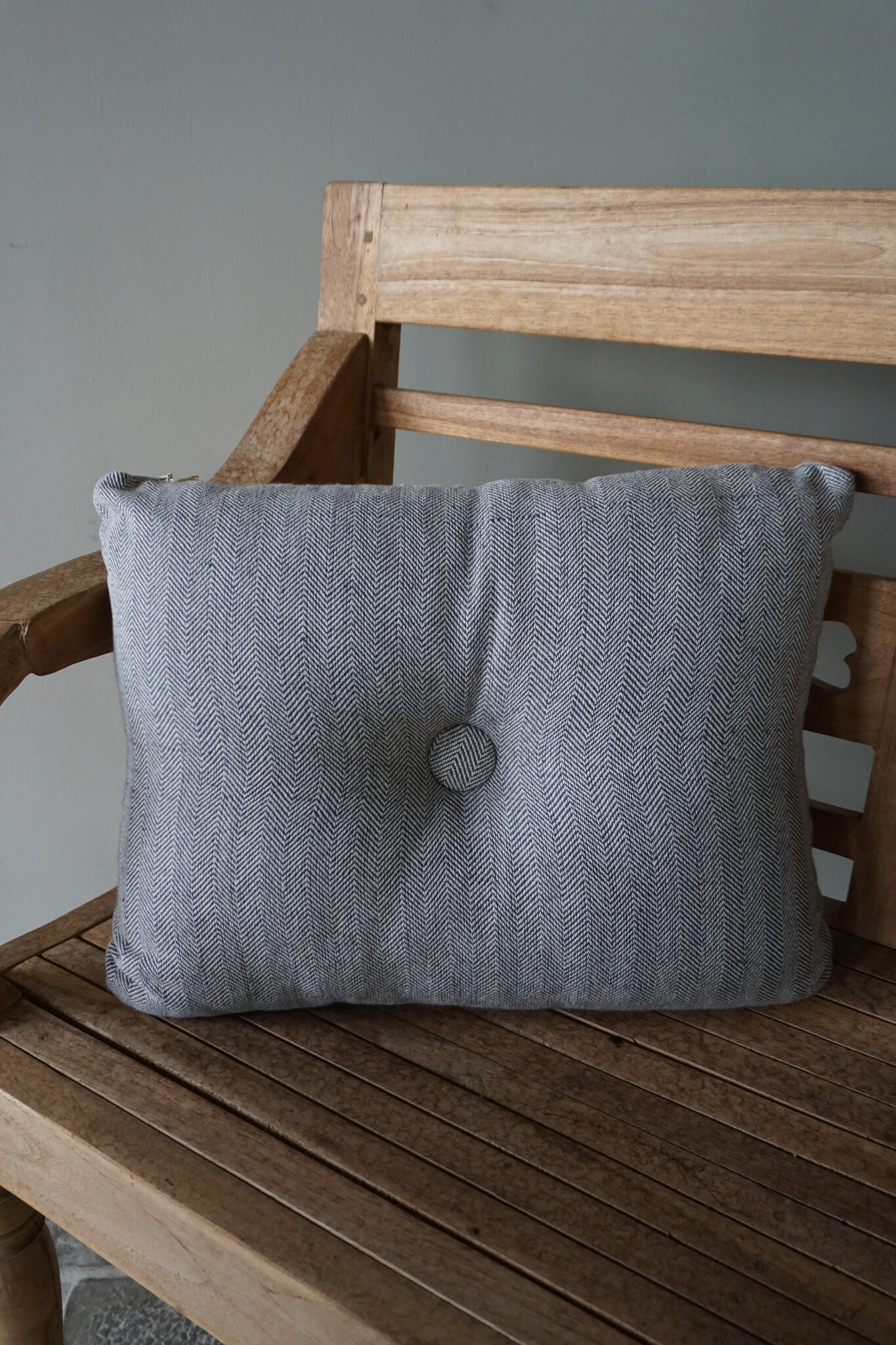 Rene Houtman Ibiza Button Cushion | Stone | 40 x 50 cm