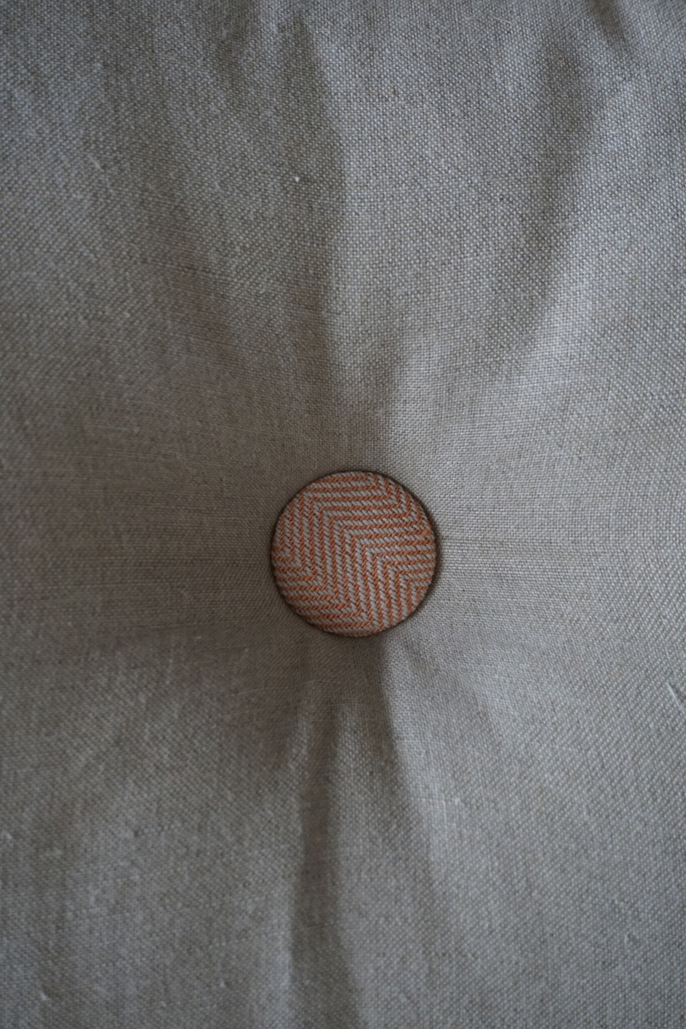 Rene Houtman Ibiza Button Cushion | Ginger | 40 x 50 cm