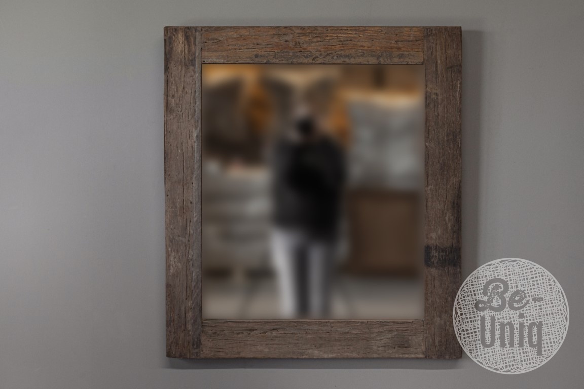 Be-Uniq Spiegel Sofia L | Rustiek Hout | H110xB90xD4 cm