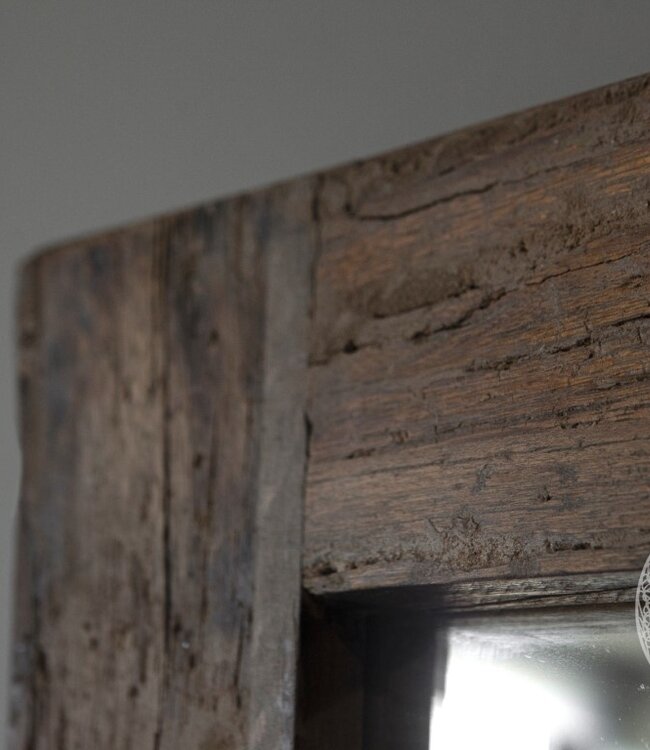 Be-Uniq Spiegel Sofia L | Rustiek Hout | H110xB90xD4 cm