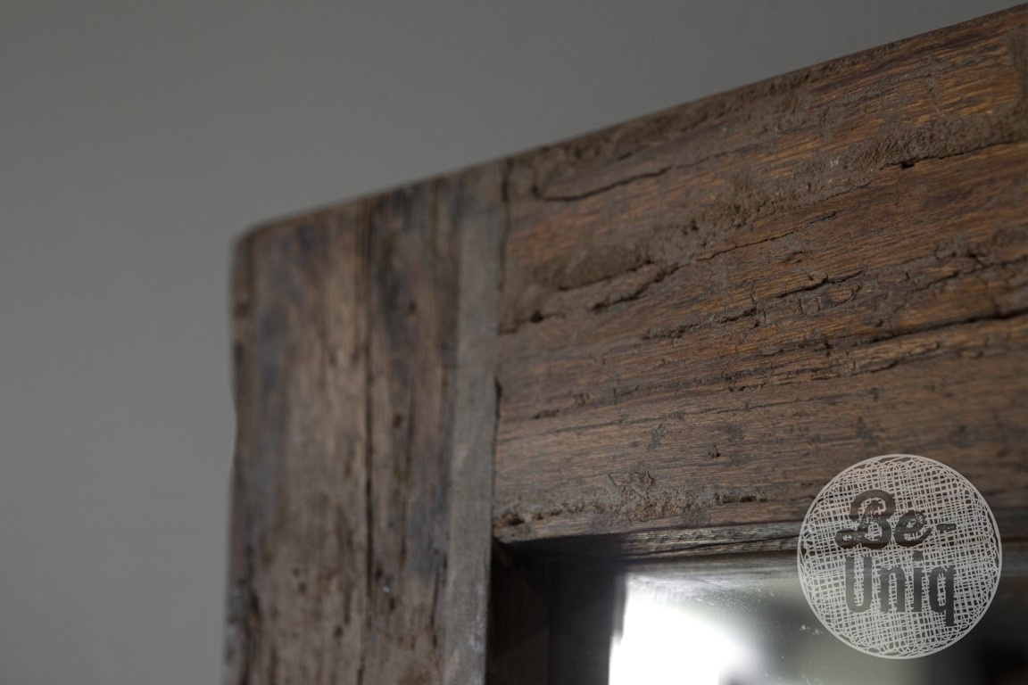 Be-Uniq Spiegel Sofia L | Rustiek Hout | H110xB90xD4 cm