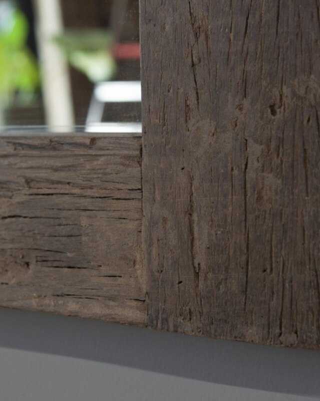 Be-Uniq Spiegel Sofia L | Rustiek Hout | H110xB90xD4 cm